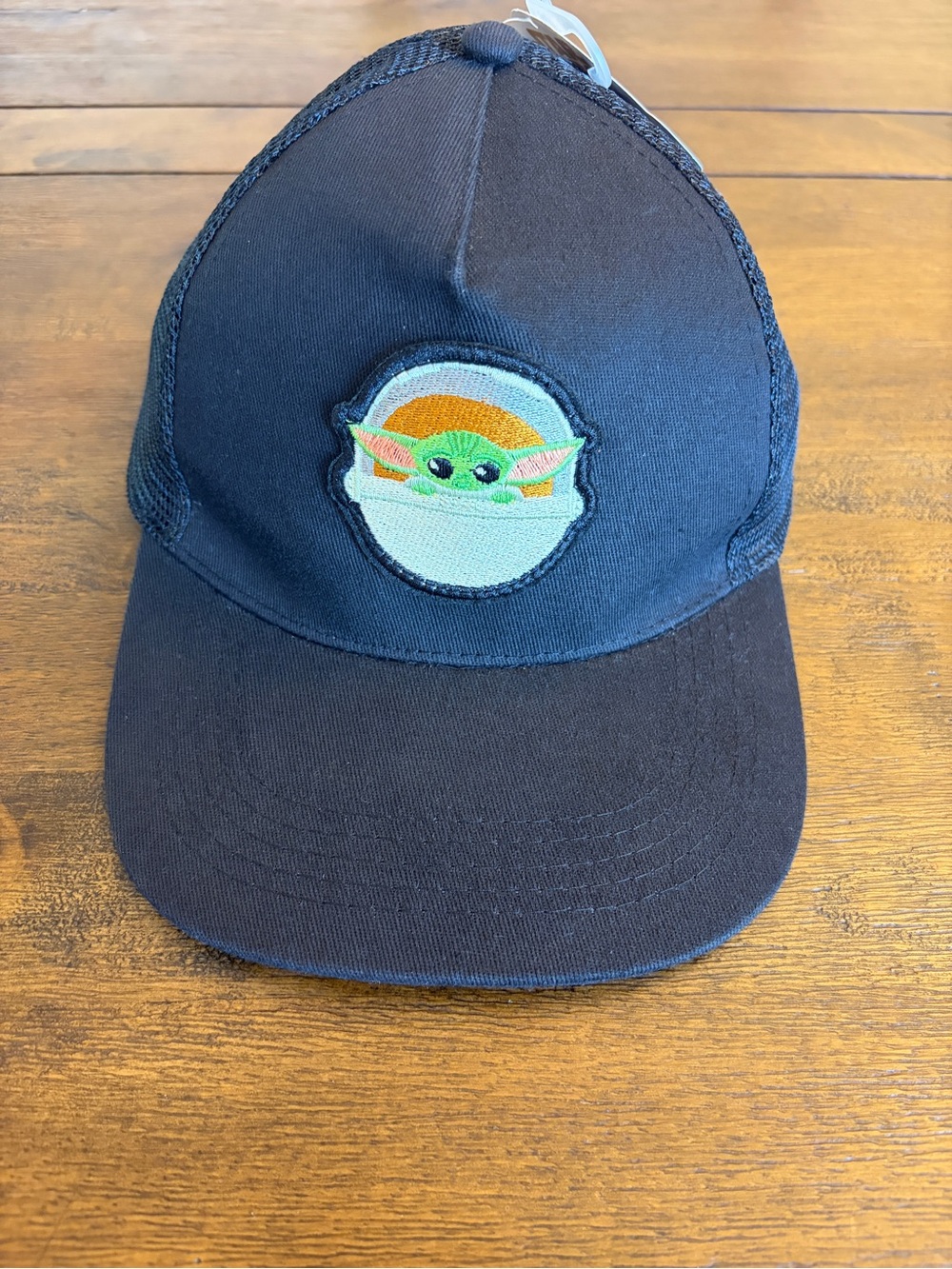 Disney Star Wars The Mandalorian Baby Yoda Grogu Black Mesh Trucker Hat - NWT